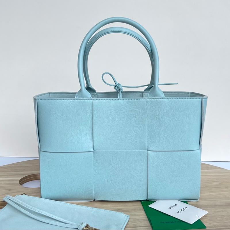 Bottega Veneta Handbags 652867 Litchi grain light blue